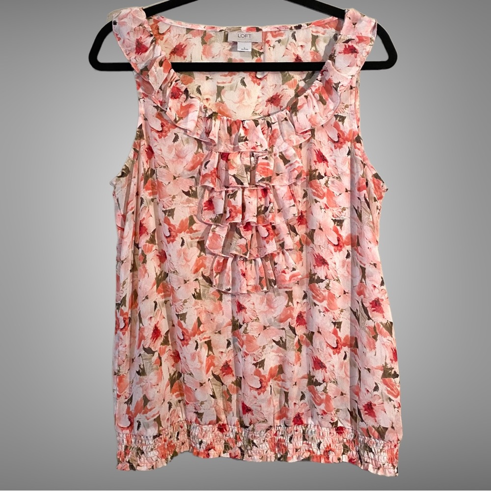 EUC Ann Taylor LOFT pink floral ruffled sleeveless smocked hem top size large